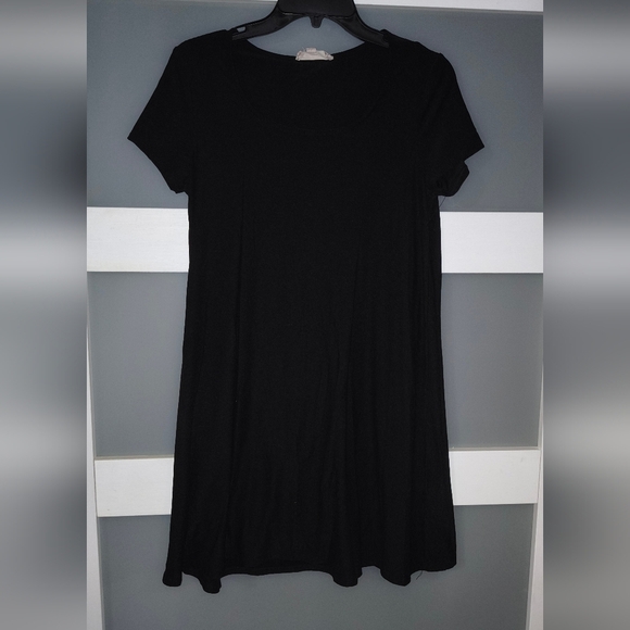 Pink Rose Dresses & Skirts - Pink Rose Classic Black Mini Dress